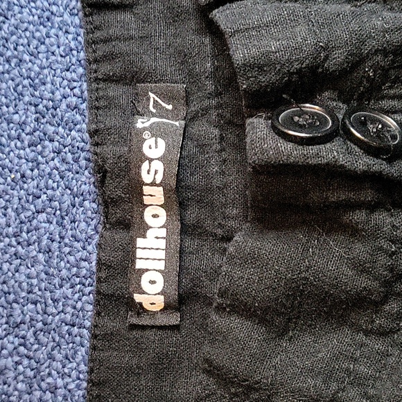 Dollhouse shorts - Picture 2 of 3